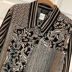 KOOS of Course!  Black and White Top